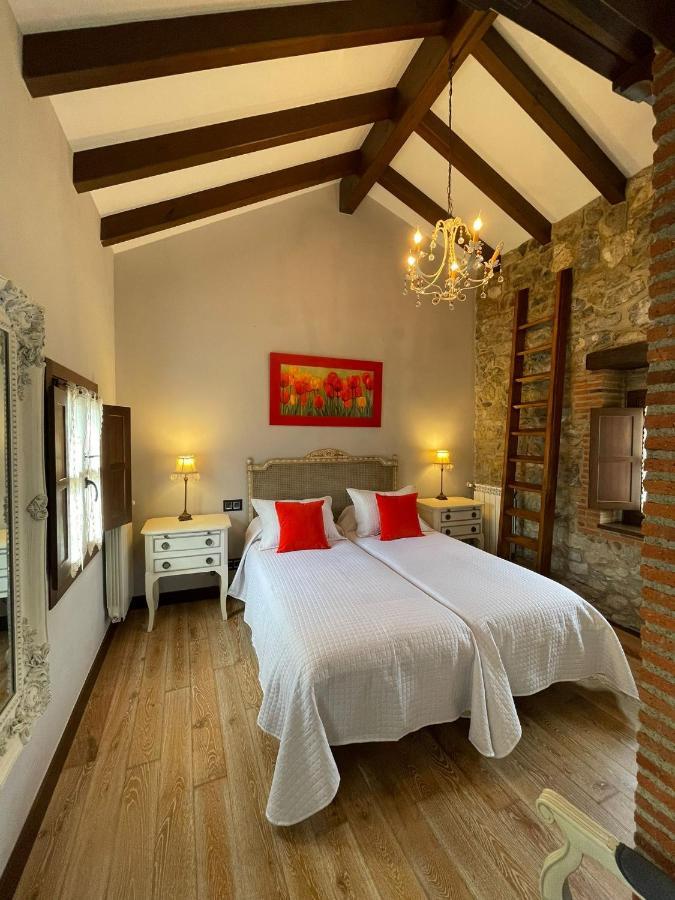 Apartamento Del S XVI En El Casco Historico De Luanco Exterior foto